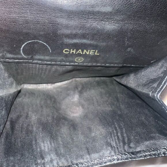 Chanel Black Caviar Short Wallet - Picture 4 of 8